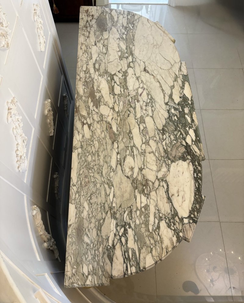 Antique Rare Fine Pair of French Early 20th Century Mahogany, Fruitwood Marquetry and Gilt Bronze Mounted Commodes In the Louis XVI Style, after the Original By Jean-Henri Riesener - Image 18